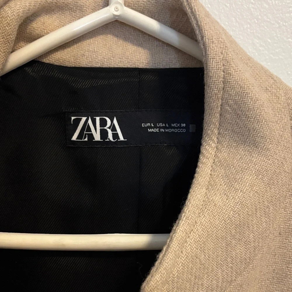 Zara Camel Beige Military-Style Coat with Gold Buttons *never worn-* - Picture 3 of 4